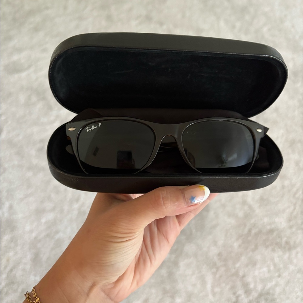 Ray-Ban Wayfarer Sunglasses